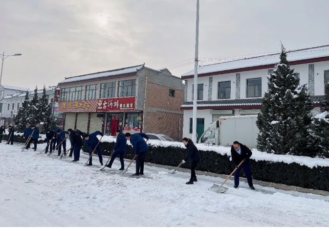 筑起安全墻 照亮鄉(xiāng)村路——市產投集團鼎力支持包抓共建村社文明創(chuàng)建工作(圖7)